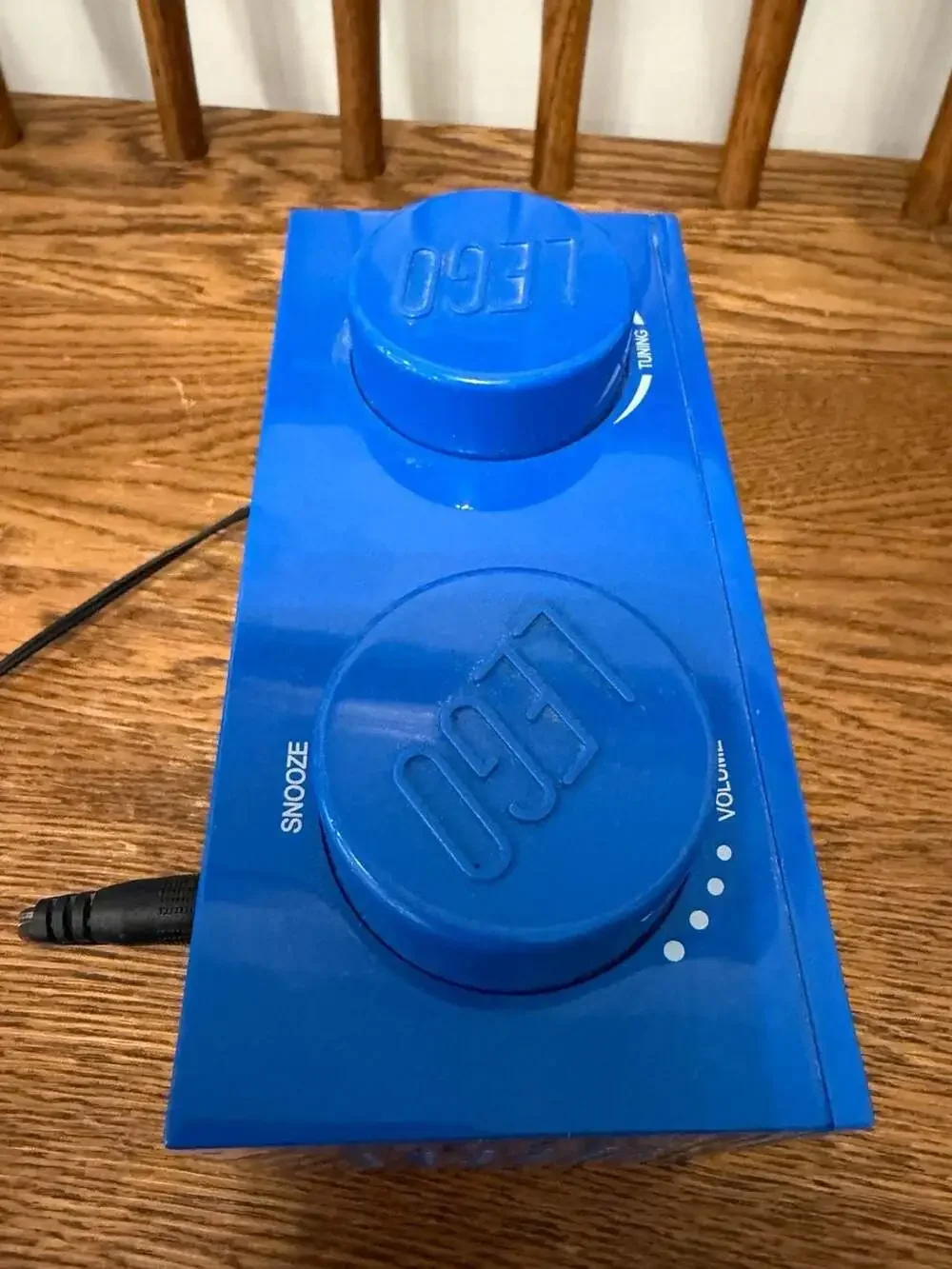 LEGO Portable Clock Radio Model LG11007 Blue Brick
